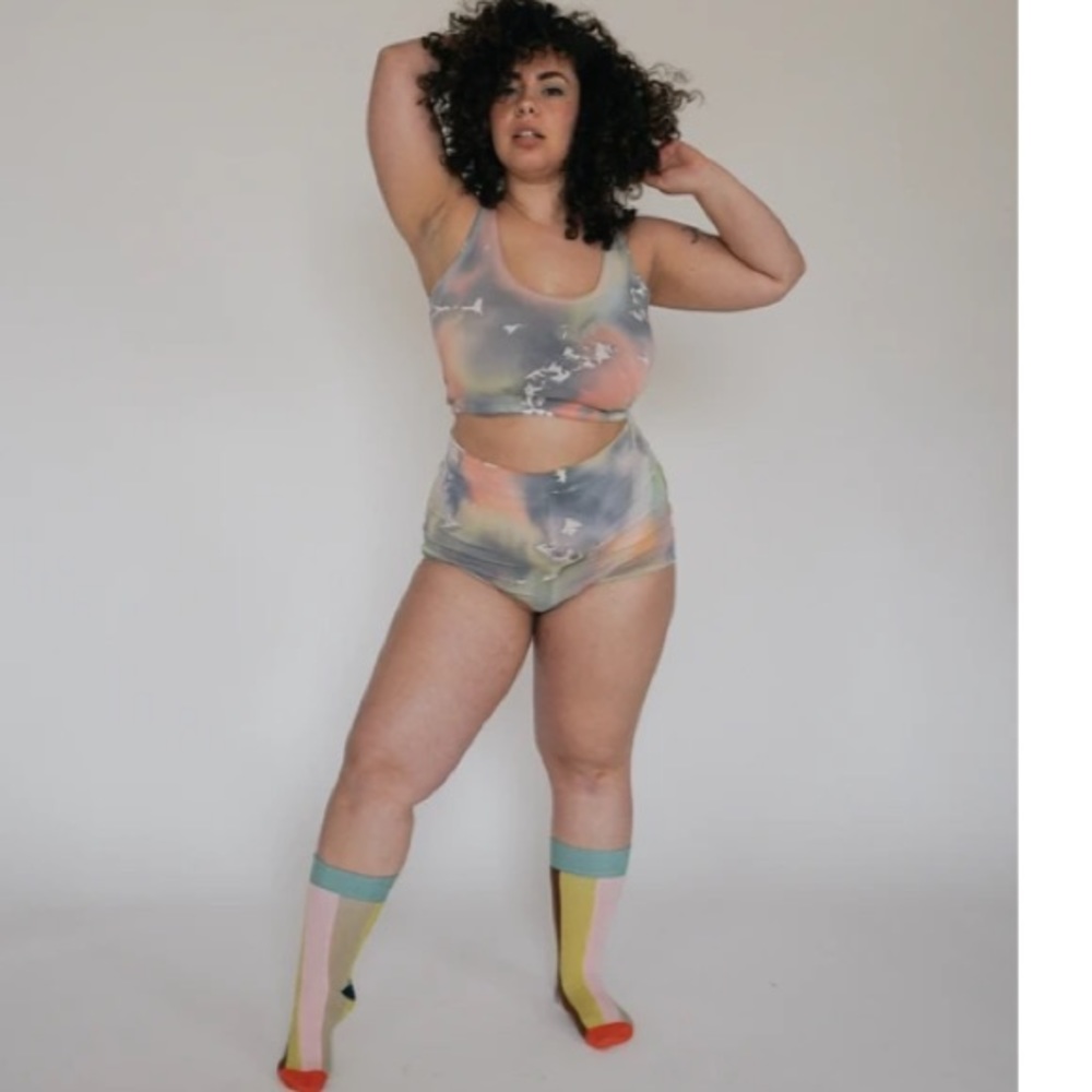 STATE the label britches